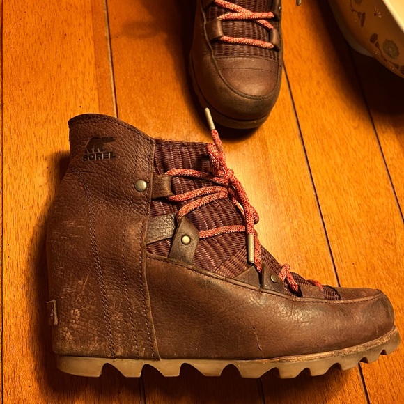 Sorel Wedges - Picture 4 of 7